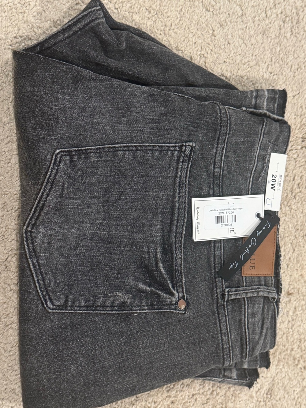 Women's Curvy Fit Black Wash Jeans - Classic Stretch Denim